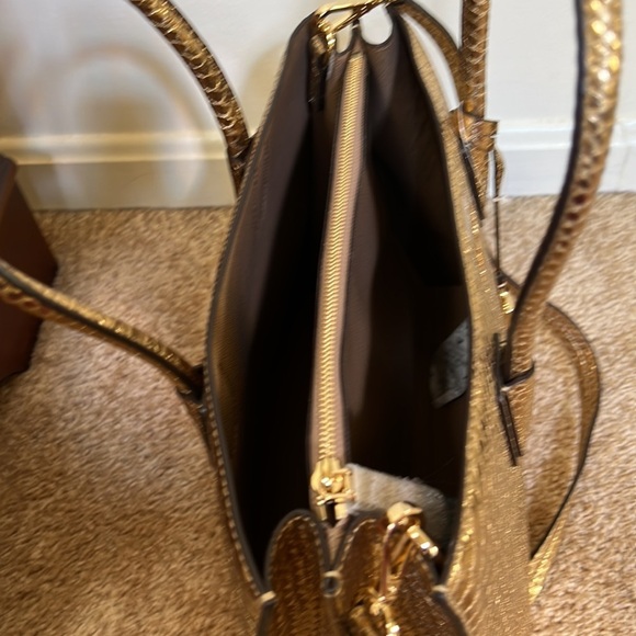 MICHAEL KORS gold metallic embossed satchel with crossbody strap - Picture 6 of 12